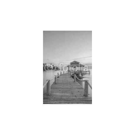 Summer, Travel, Vacation and Holiday concept - Wooden pier betwe, 150x225, Metracrilato, BASTIDOR TRASERO, Original, Blanco y negro